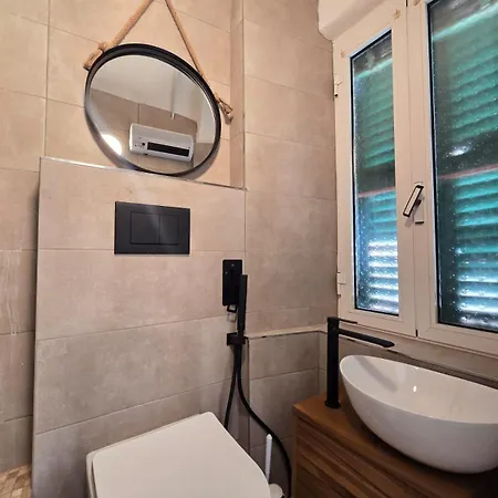 Apartment Palmari - 2 Minutes From The Ariston - Wi-fi *