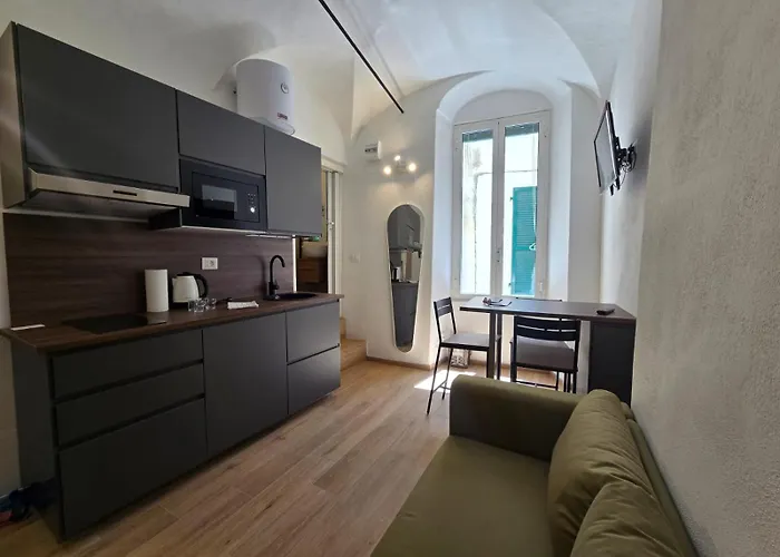 Palmari - 2 Minutes From The Ariston - Wi-fi Appartamento *